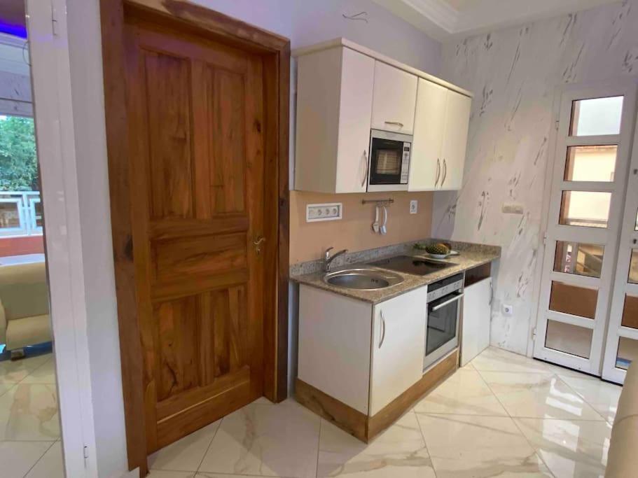Appartement Altona 洛美 外观 照片